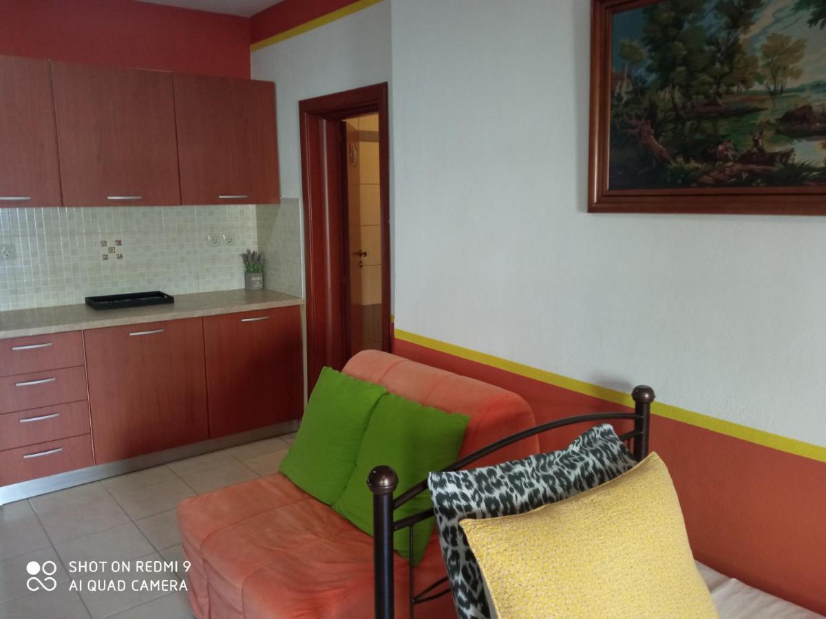 Lávrion S.D Apartment 2 מראה חיצוני תמונה